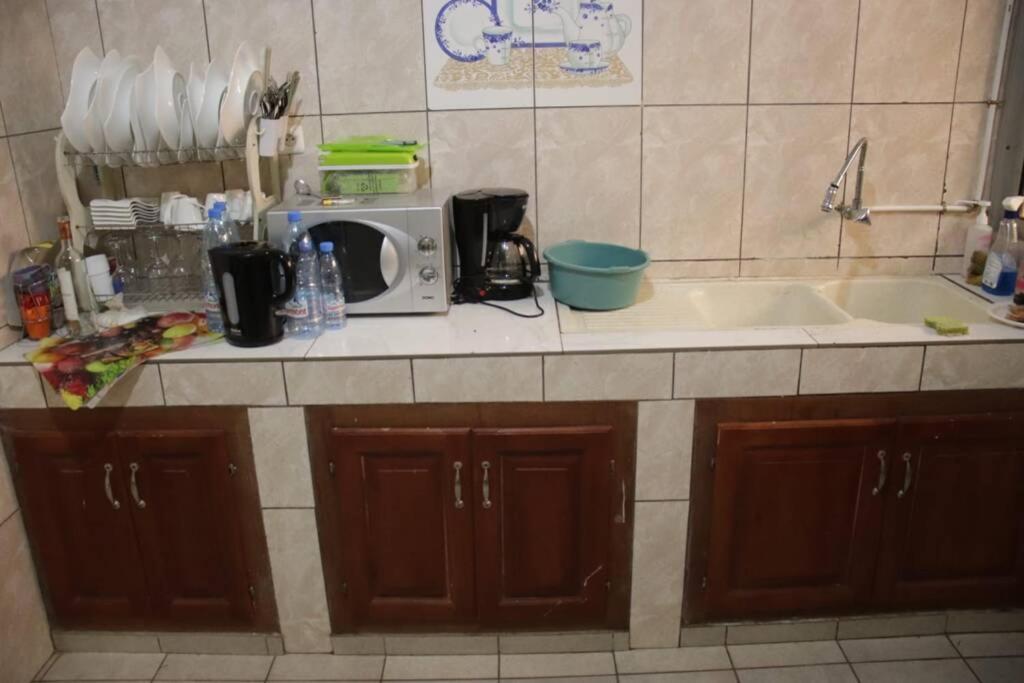 Residence Jeanne A Yaounde Odza Messamengo Экстерьер фото