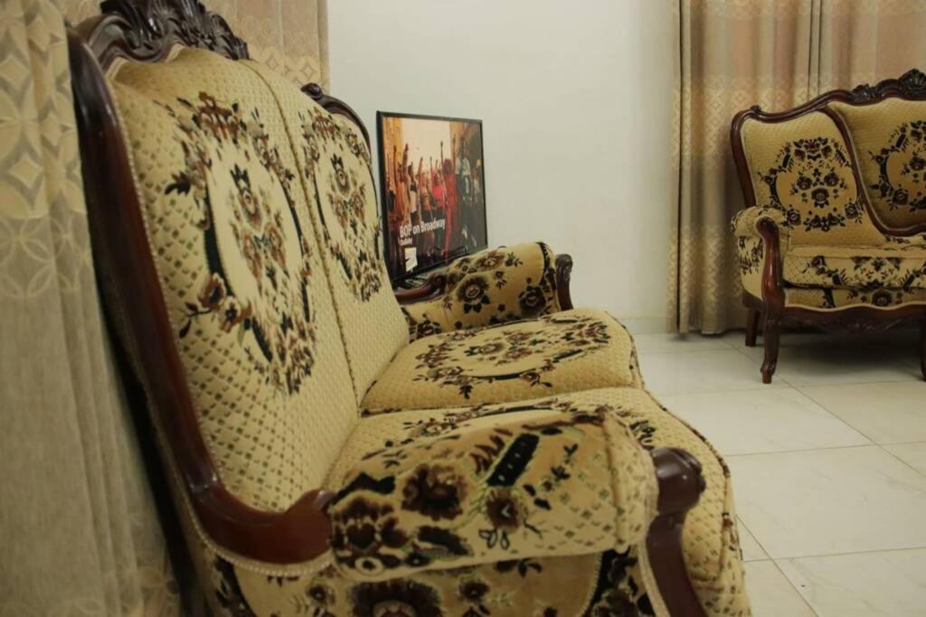Residence Jeanne A Yaounde Odza Messamengo Экстерьер фото