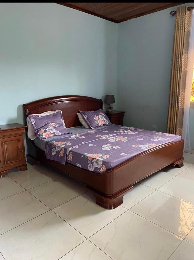 Residence Jeanne A Yaounde Odza Messamengo Экстерьер фото